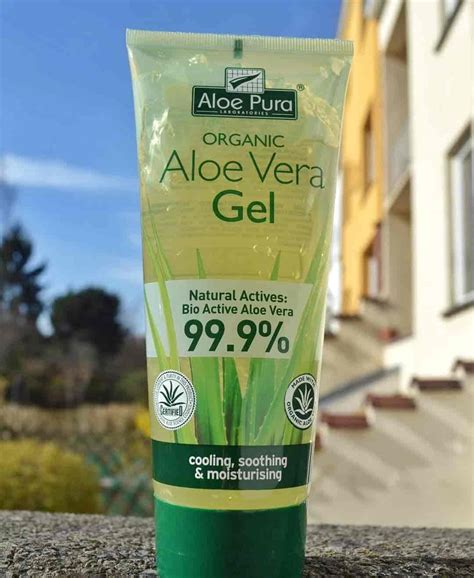 Aloe Pura Hudgel Aloe Vera Gel Ingredients Review - Restore Skin and Hair with Product Comparison