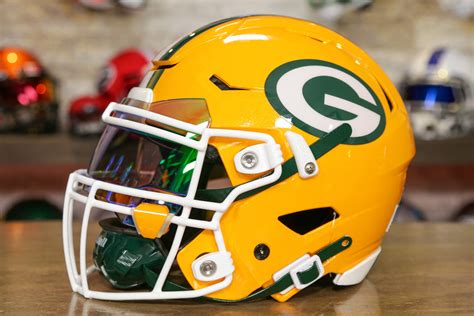 Green Bay Packers Riddell SpeedFlex Helmet - GG Edition – Green Gridiron, Inc.