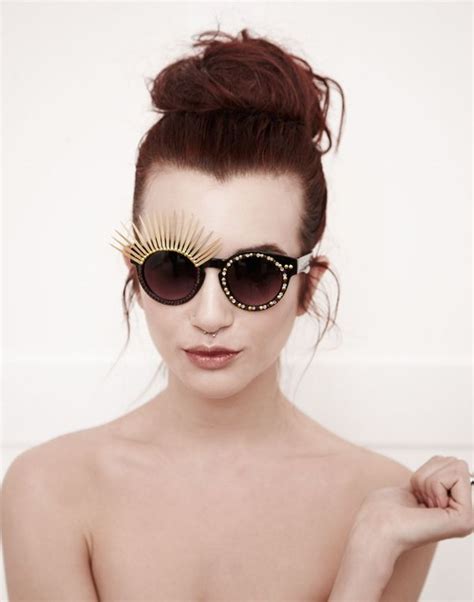 estan geniales | Crazy sunglasses, Diy sunglasses, Sunglasses