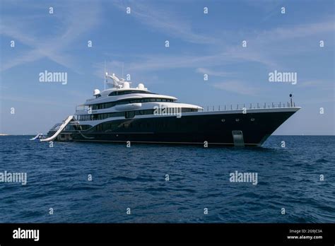 Bernard arnault hi-res stock photography and images - Alamy