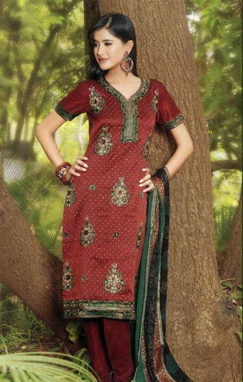 Fashion world latest Fashion: pakistan traditional dresses shalwar kameez.