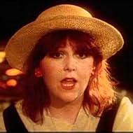 Mike Oldfield Feat. Maggie Reilly: Moonlight Shadow (Music Video 1983) - IMDb