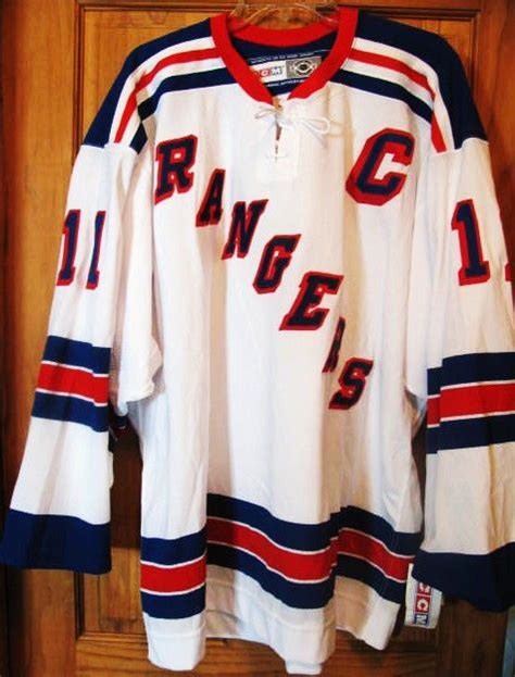 Lot Detail - MARK MESSIER #11 SIGNED NY RANGERS HOCKEY JERSEY w/ JSA LOA