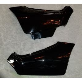 Magna V65 Gloss Black Side Cover Set