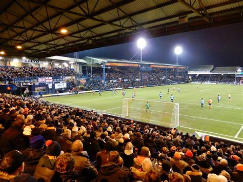 Extreme Football Tourism: ENGLAND: Luton Town FC