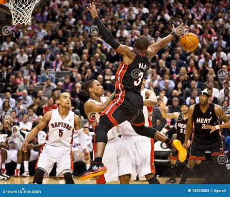 Miami Heat Vs. Toronto Raptors Editorial Stock Photo - Image of mesh ...