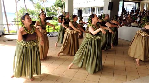 Moon Beach Luau 2014 Hawaiian Hula Dance. - YouTube