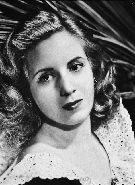 Biography of María Eva "Evita" Perón