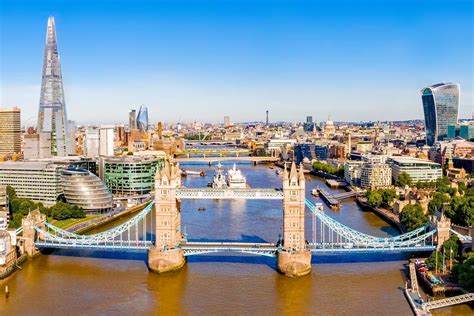 23 Best Views in London: Skylines, Rooftop Bars, Viewpoints & More