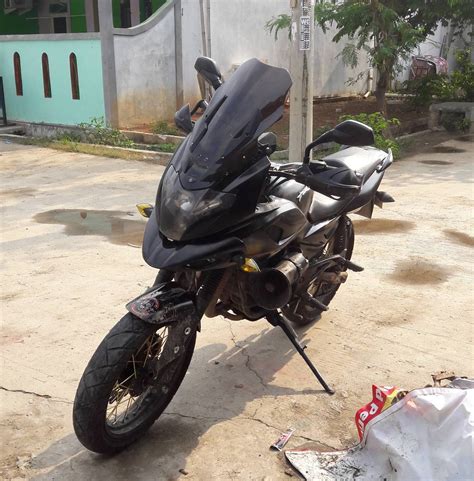 Modified Black Bajaj Pulsar 220 - Adventure - ModifiedX