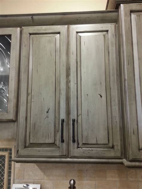 Distressed Kitchen Cabinets : Tired Of Your White Cabinets And Love The French Country Look ...