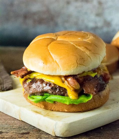 Bacon Cheeseburger Recipe | Bacon cheeseburger, Best bacon cheeseburger ...