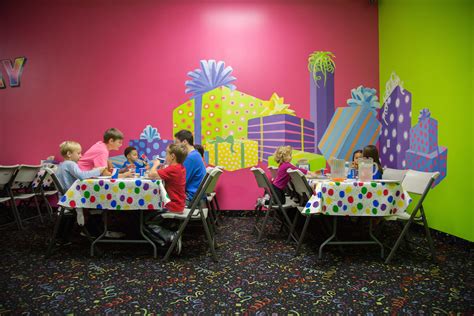 Kids Birthday Party Venues | Grand Slam Family Fun Center | Coon Rapids, MN