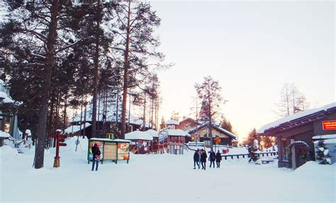 Meet Santa Claus and chase Aurora in Lapland - Fiona Travels from Asia