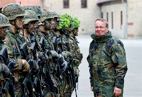 Germany sends troops to Australia for joint drills - Taipei Times