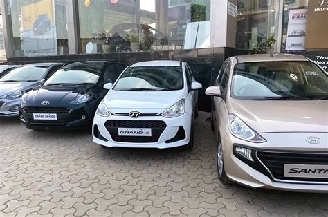 Hyundai hatchbacks and sedans get benefits of up to Rs 60,000 - Latest Auto News, Car & Bike ...