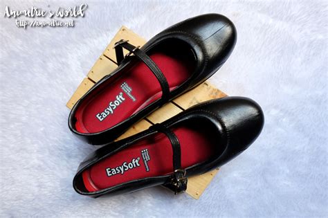 School days with Easysoft Shoes - Animetric's World