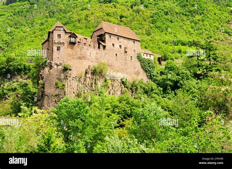 runkelstein - castle runkelstein 04 Stock Photo - Alamy