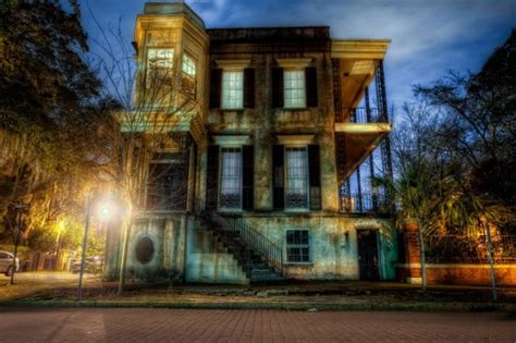 The Top 8 Haunted Houses in Savannah | Savannah's most haunted houses