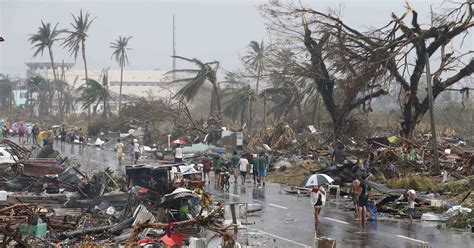 LA SOLIDARIDAD: Ang Hagupit ng Bagyong Yolanda