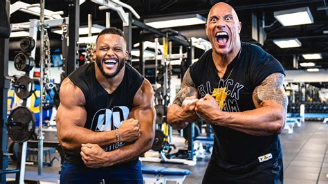 Aaron Donald & Dwayne ‘The Rock’ Johnson Full Gym Work Out - YouTube