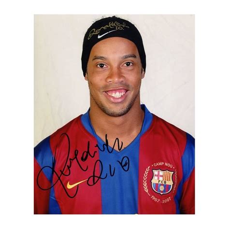 Signed Autograph RONALDINHO - All-Autographes.com