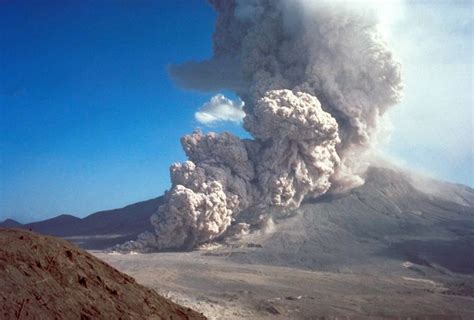 Tephra | volcanism | Britannica