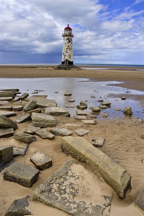 Point of Ayr Lighthouse | The Point of Ayr lighthouse on Tal… | Flickr