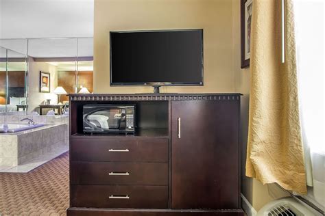 Park Sleep Fly Packages at Quality Inn O'Hare Airport from $119/night ...