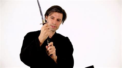 How to Hold a Katana | Sword Fighting - YouTube