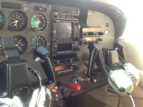 Cessna 172 interior by IisKC on DeviantArt