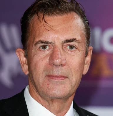 Duncan Bannatyne wiki, bio, age, height, wife, children, net worth, gym - Wikibioage