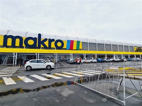 Makro Store Springfield in the city Durban