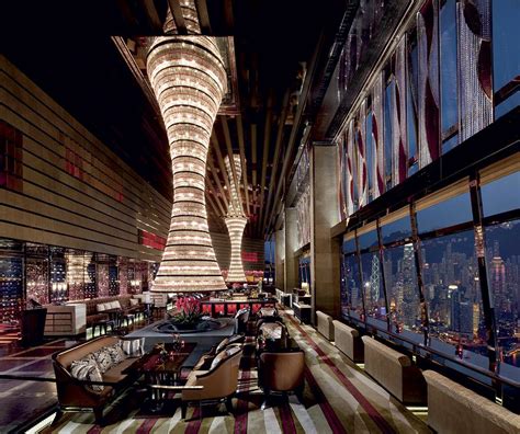 Passion For Luxury : The Ritz-Carlton, Hong Kong, at the pinnacle of luxury!