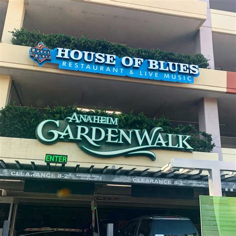 Anaheim GardenWalk | The Kingdom Insider