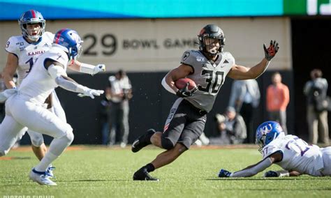 Chuba Hubbard Named One of Three Doak Walker Award Finalists | Pistols ...