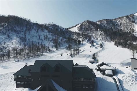 Skiing and Snowboarding Lessons at Sapporo Teine Ski Resort in Hokkaido - Klook US