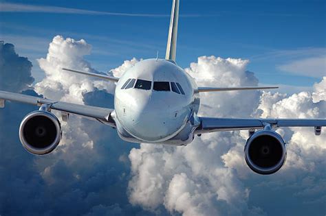 Best Airplane Front View Stock Photos, Pictures & Royalty-Free Images - iStock