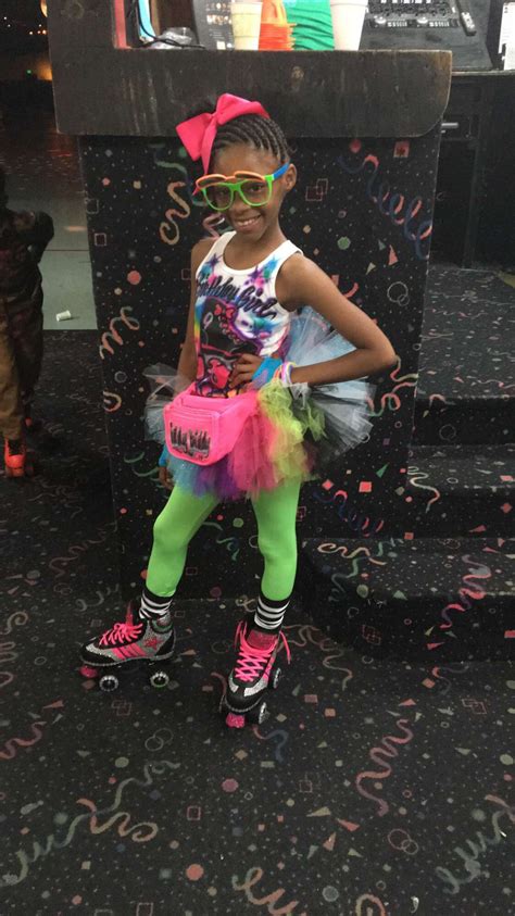 80s theme outfit for girl | 80s party outfits, Glow party outfit, Skate ...