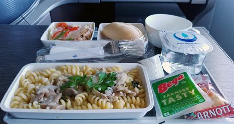 Singapore Airlines - Airline meals information for passengers