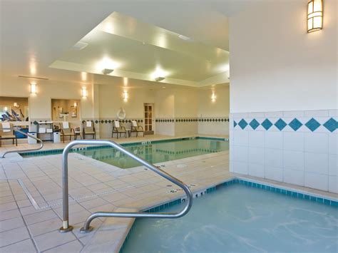 Hotel In Downtown Colorado Springs Near Airport | Holiday Inn Colorado ...