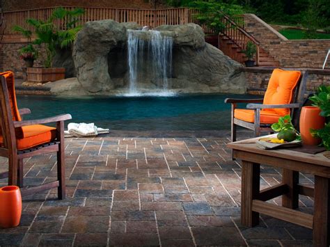 10 Pool Deck and Patio Designs | Outdoor Design - Landscaping Ideas ...