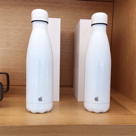 S'well X Apple Water Bottle Apple Headquarter Cupertino apple white ...