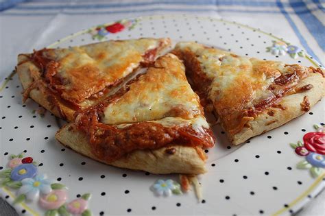 Easy Cheesy Pizza Recipes are Super Tasty