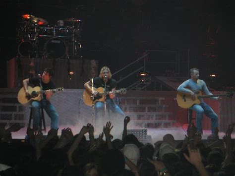 Nickelback Concert Review