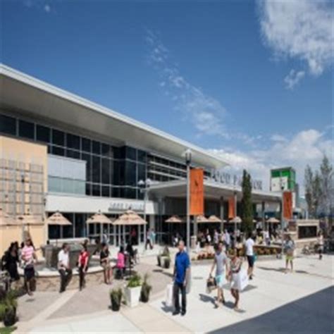 Toronto Premium Outlets - hours, outlet stores, coupons (Halton Hills, ON) | Canada Outlets