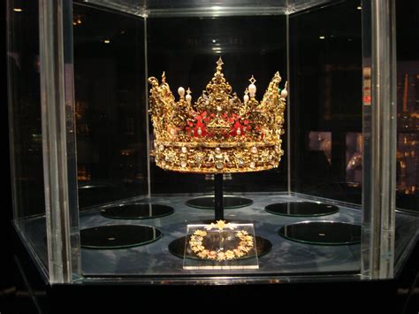 The Crown Jewels | British crown jewels, Royal crown jewels, Crown jewels