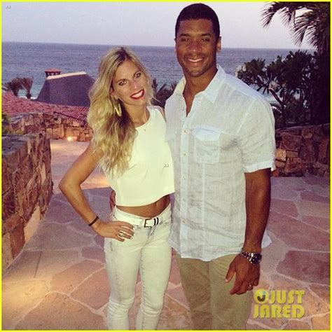 Who is Russell Wilson’s Ex-Wife? Meet Ashton Meem: Photo 3292453 ...