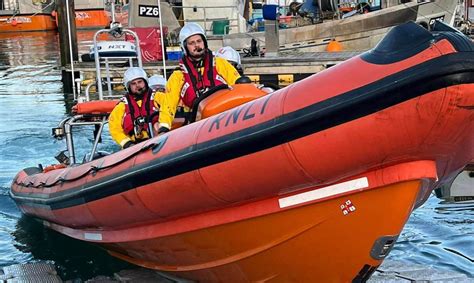 Quick Response from Penlee Lifeboat Crew Saves Man Overboard - CornishStuff