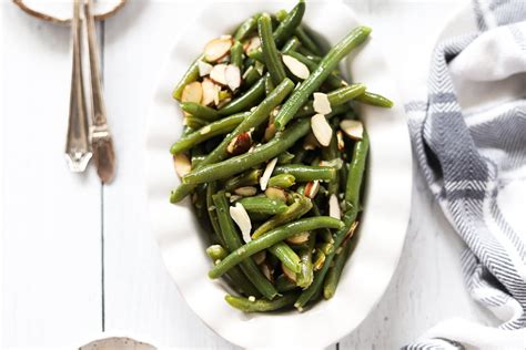 Almond Garlic Green Beans - Little Chef Within